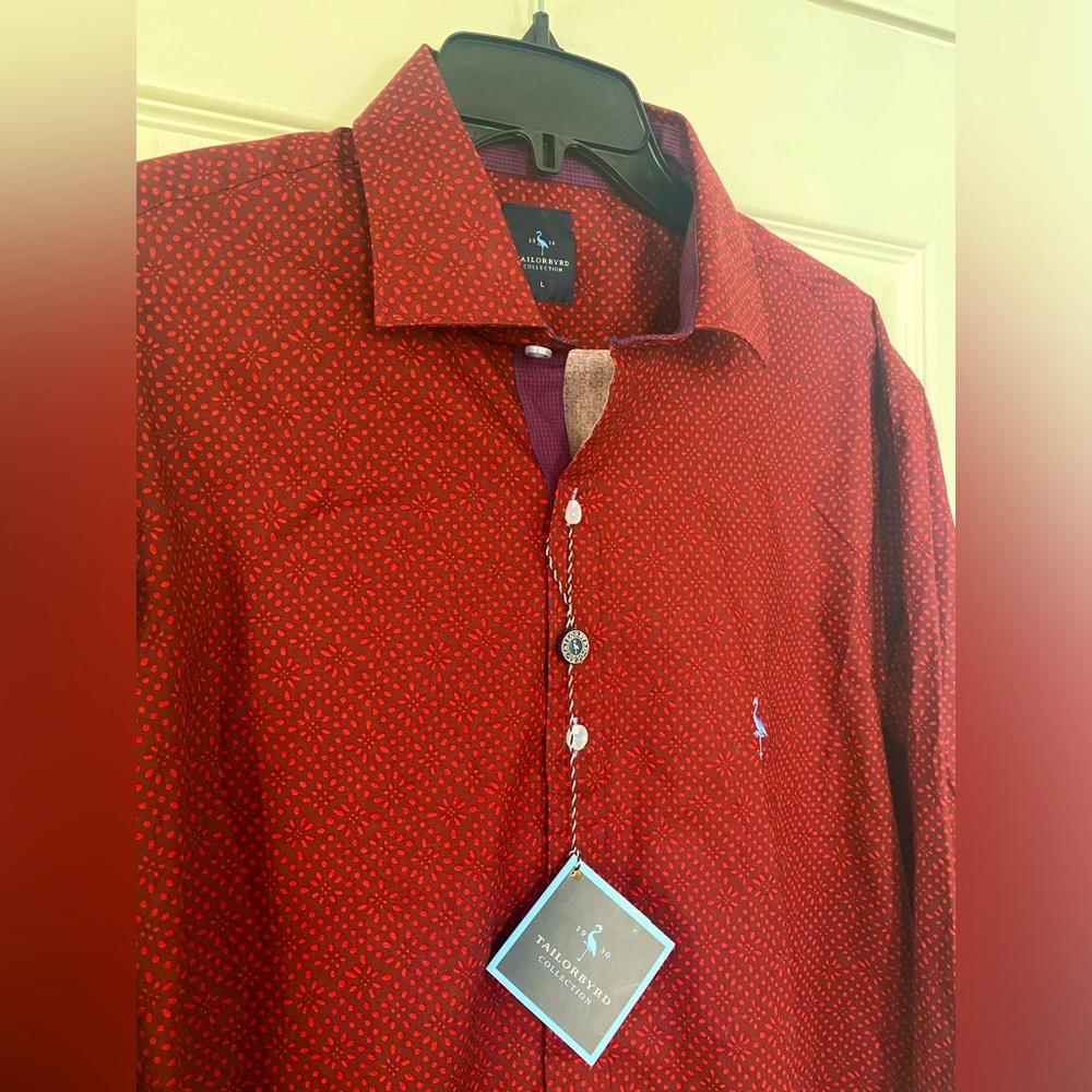 NWT Tailorbyrd Burgundy Button Up